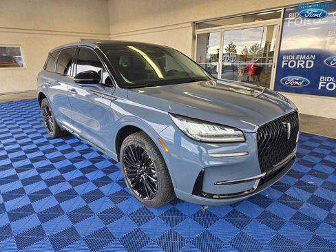 Used 2023 Lincoln Corsair AWD w/ Equipment Group 101A image 1