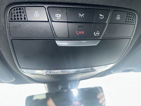 Used 2021 Mercedes-Benz GLC 300 image 17