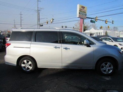 Used 2017 Nissan Quest SV image 4