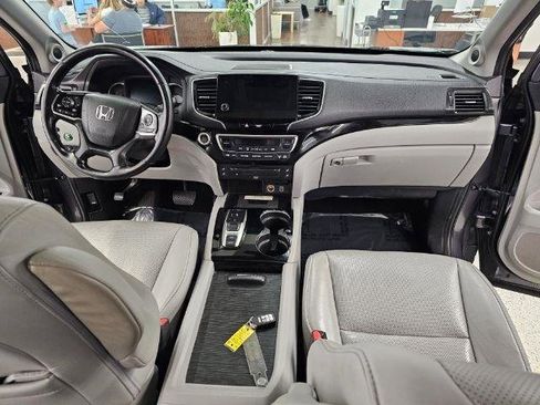 Used 2019 Honda Pilot Elite image 9