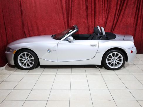 Used 2007 BMW Z4 3.0i image 5