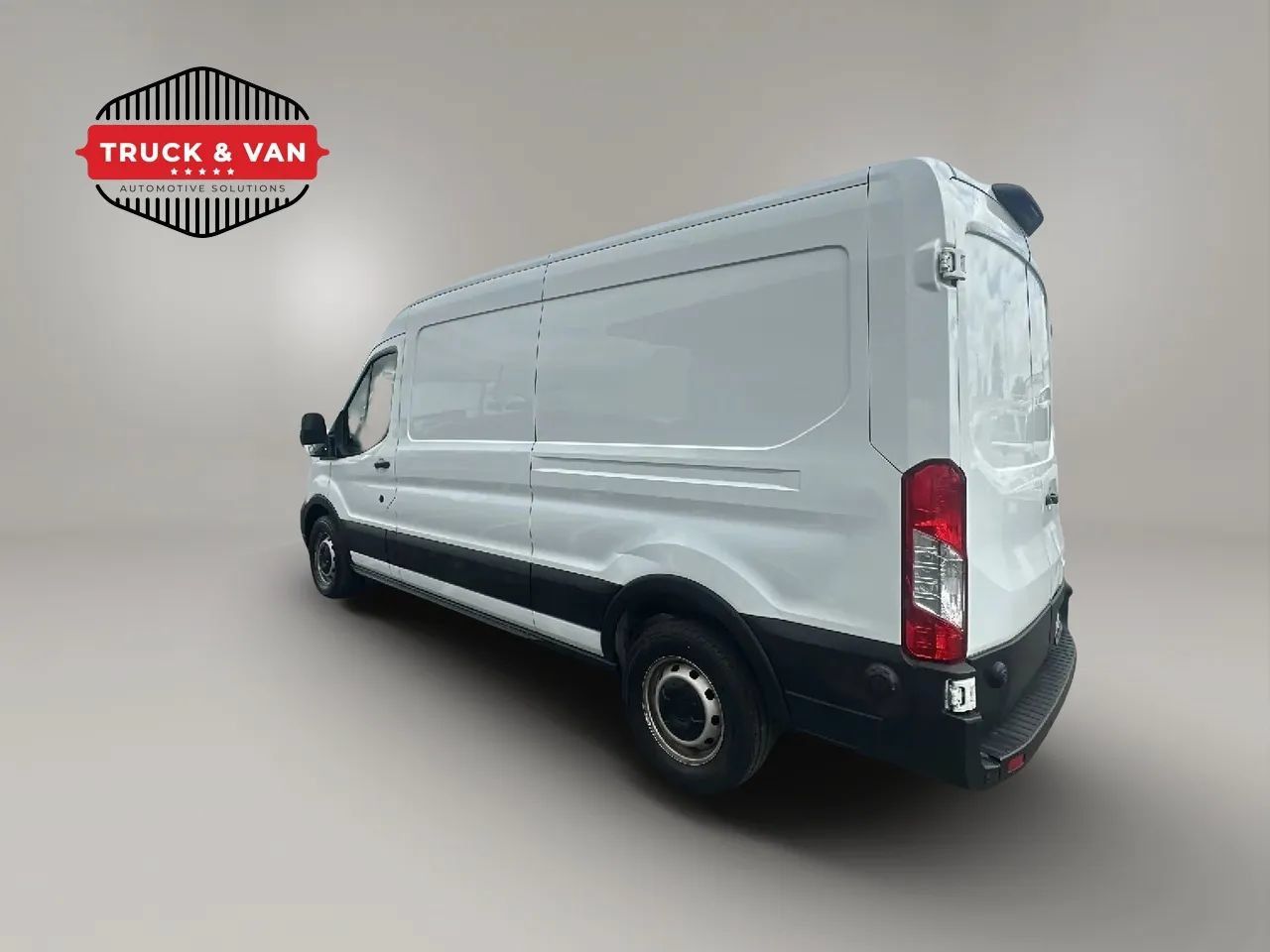 Used 2020 Ford Transit 250 Medium Roof w/ Load Area Protection Package RWD image 4