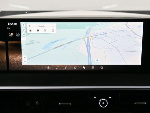 Used 2025 INFINITI QX80 Sensory image 15