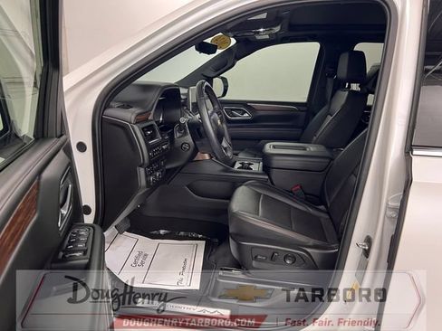 Used 2024 Chevrolet Suburban High Country w/ Advanced Technology Package AWD/4WD image 33