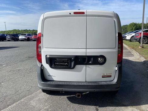 Used 2017 RAM ProMaster City Tradesman w/ Rear Back-up Camera Group FWD image 4