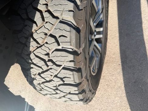 Used 2021 Ford F150 Lariat RWD image 4