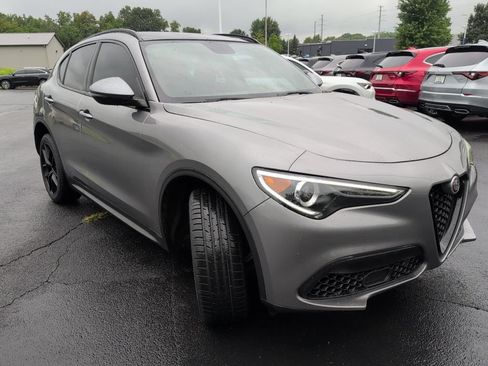 Used 2018 Alfa Romeo Stelvio Ti Sport AWD/4WD image 7