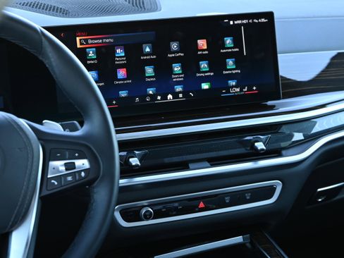 Used 2025 BMW X5 xDrive40i image 23