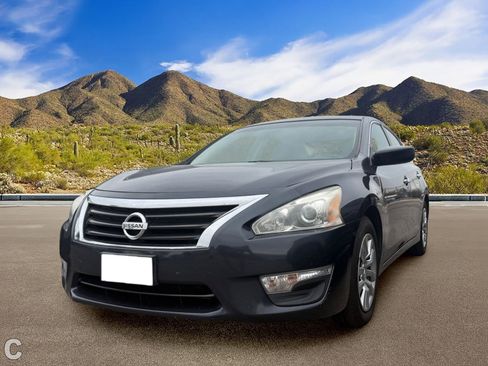 Used 2014 Nissan Altima 2.5 S FWD image 2