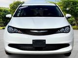 Used 2022 Chrysler Voyager LX image 3