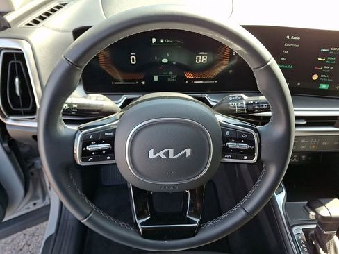 Certified 2025 Kia Sorento S image 20