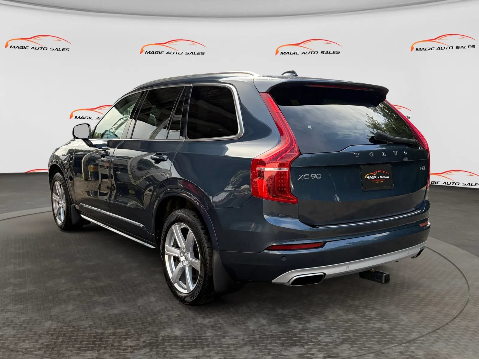Used 2021 Volvo XC90 T6 Momentum w/ Advanced Package AWD/4WD image 8