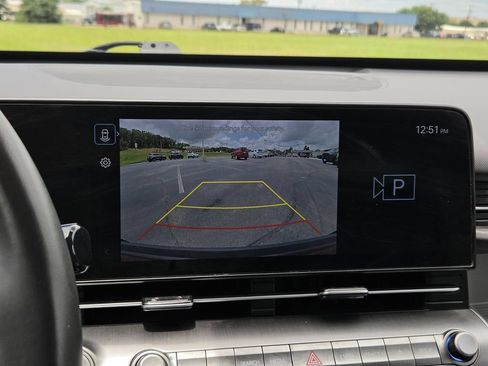Used 2025 Hyundai Kona SEL FWD image 18