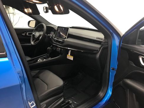 New 2026 Jeep Compass Limited image 38