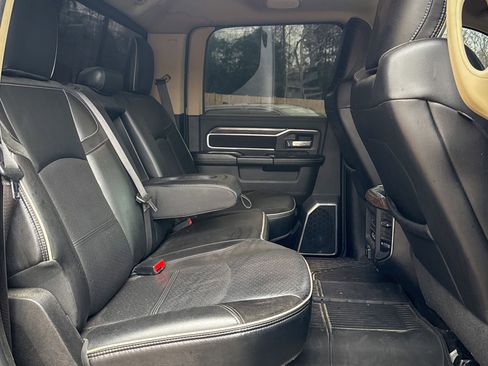 Used 2020 RAM 2500 Laramie image 30