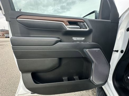 Used 2023 GMC Sierra 1500 Denali w/ Technology Package image 23