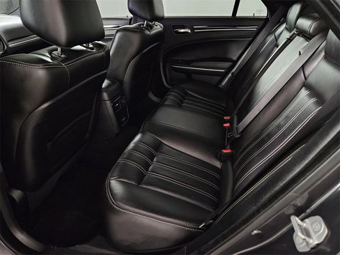 Used 2022 Chrysler 300 S image 29