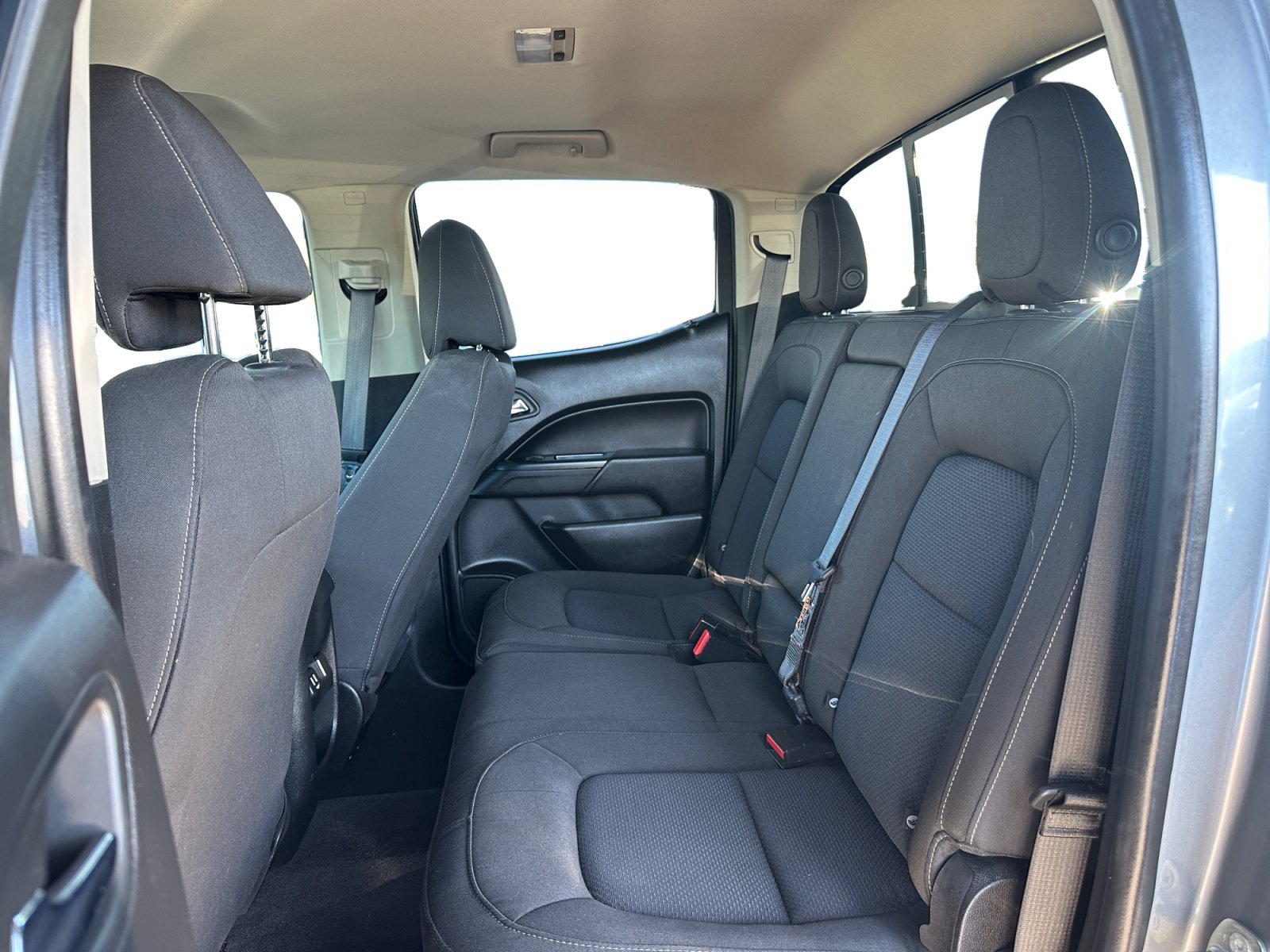 Used 2019 Chevrolet Colorado LT w/ Colorado RST Special Edition RWD image 13