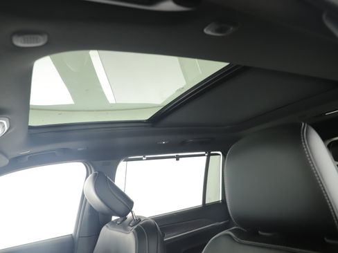 New 2025 Jeep Grand Cherokee L Limited w/ Luxury Tech Group II image 27