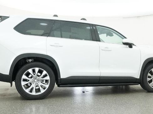 New 2026 Toyota Grand Highlander Limited image 19