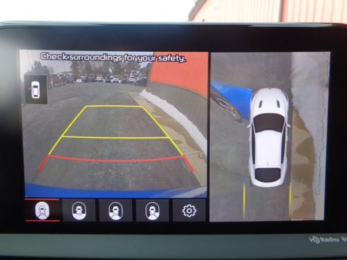 Used 2018 Kia Stinger GT2 image 11