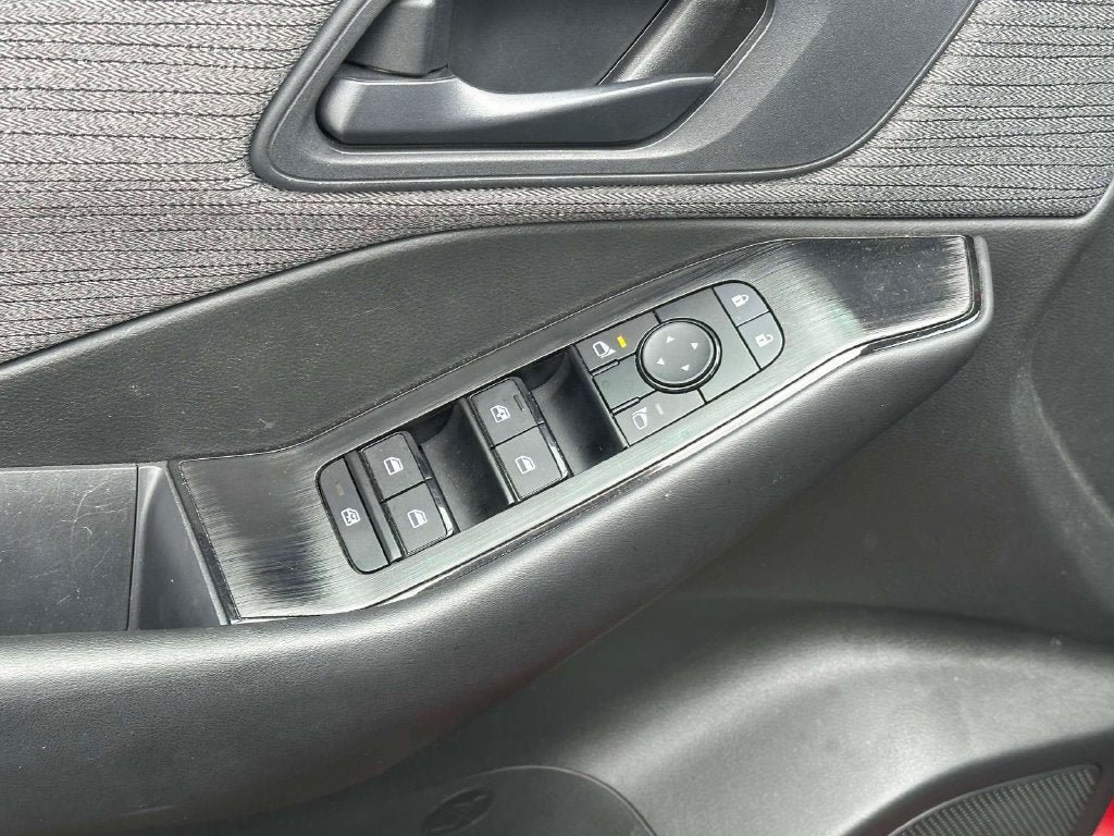 Certified 2023 Nissan Rogue S AWD/4WD image 17