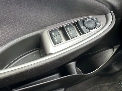Used 2023 Chevrolet Malibu RS FWD image 29