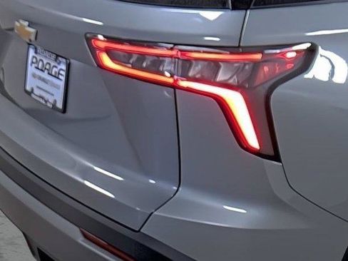 New 2026 Chevrolet Equinox LT w/ Convenience Package II image 13