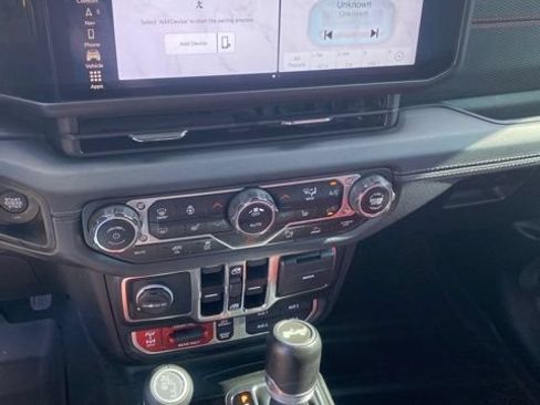 Used 2024 Jeep Wrangler Unlimited Rubicon 392 AWD/4WD image 13