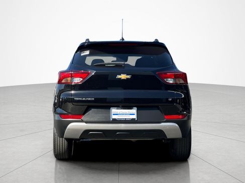 Used 2022 Chevrolet TrailBlazer LT FWD image 4