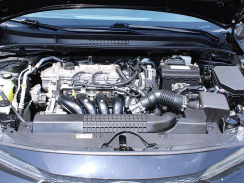 Used 2022 Toyota Corolla LE FWD image 17