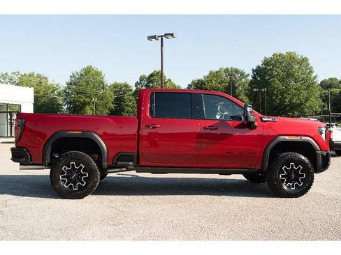 New 2026 GMC Sierra 2500 AT4X w/ LPO, Black Badging Package AWD/4WD image 9