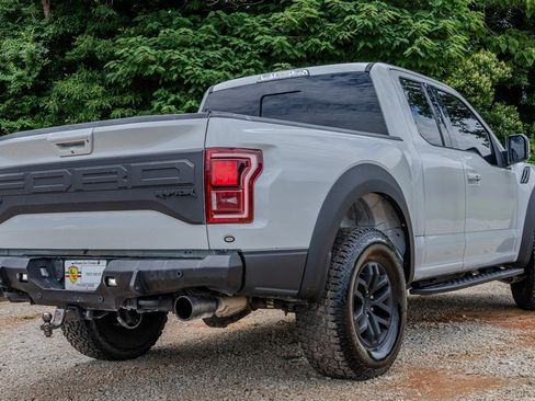 Used 2017 Ford F150 Raptor w/ Equipment Group 802A Luxury AWD/4WD image 5