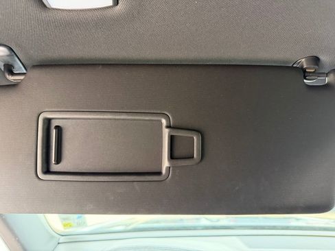 Used 2020 Volkswagen Atlas Cross Sport SEL Premium image 16