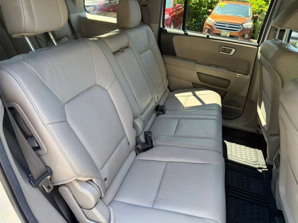 Used 2012 Honda Pilot Touring image 21