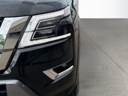Used 2023 Nissan Armada SL RWD image 10
