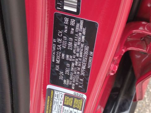 Used 2025 Kia K4 GT-Line w/ GT-Line Premium Package image 33