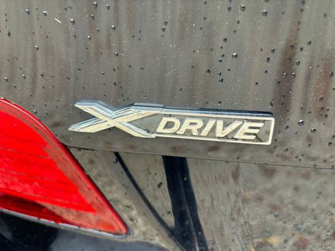 Used 2016 BMW 550i xDrive Sedan image 40