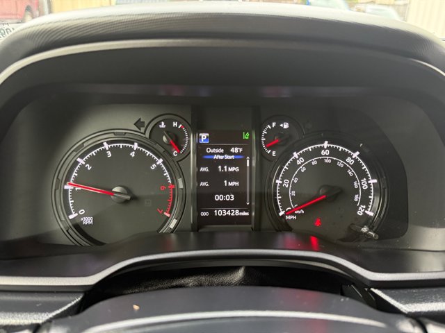 Used 2021 Toyota 4Runner SR5 Premium w/ Moonroof Package AWD/4WD image 17
