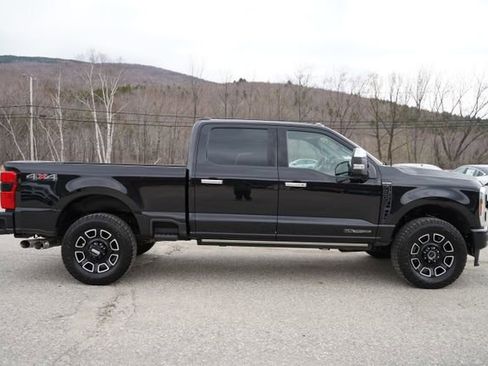 Used 2025 Ford F250 Platinum AWD/4WD image 8