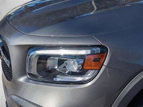 Certified 2023 Mercedes-Benz GLB 250 image 10