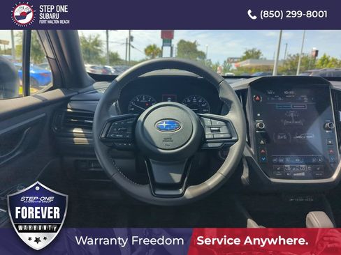 Used 2025 Subaru Forester Premium AWD/4WD image 17