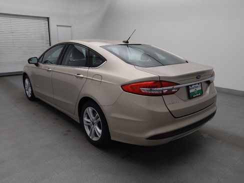 Used 2018 Ford Fusion S image 3