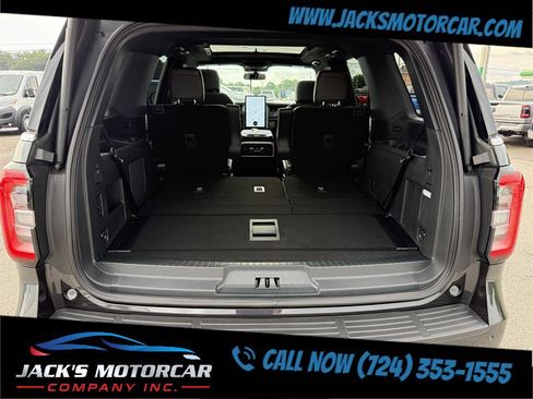 Used 2024 Ford Expedition Limited image 25