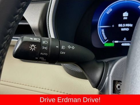 Used 2023 Toyota Highlander Limited FWD image 15