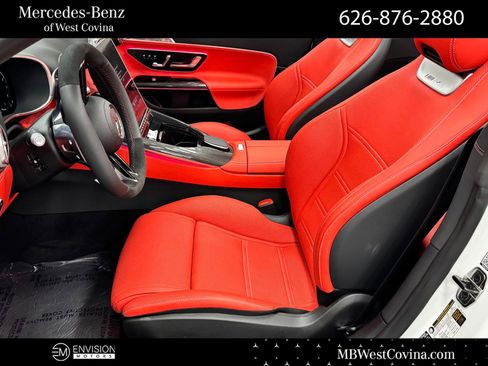 Used 2024 Mercedes-Benz SL 55 AMG 4MATIC image 27