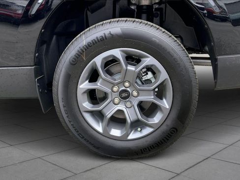 Used 2025 Ford Maverick XLT image 11