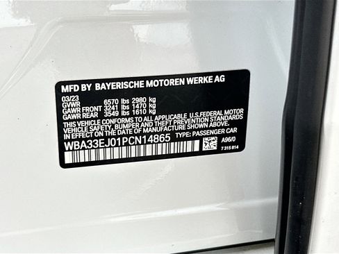 Used 2023 BMW 760i xDrive image 36