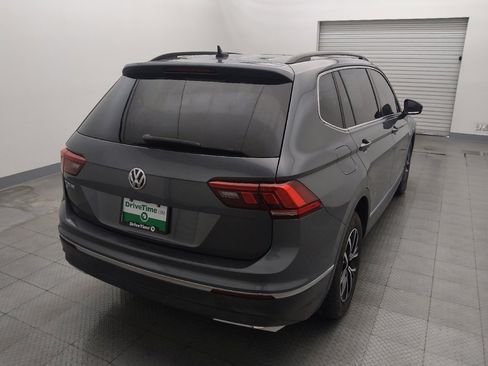 Used 2021 Volkswagen Tiguan SE image 7