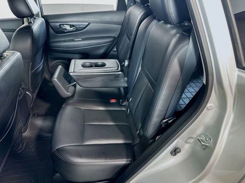 Used 2018 Nissan Rogue SL image 14